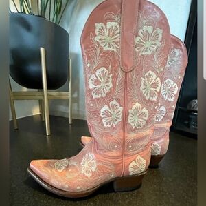 Old Gringo Pink Floral Stitched Cowboy Boots 8